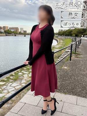 エッチな熟女新人 恵奈(えな)
