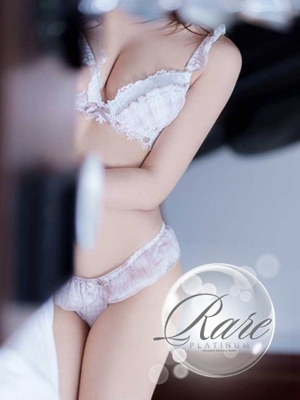 三重県デリヘル 清楚系素人美女専門店 PLATINUM プラチナム四日市店「みずき」