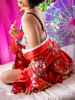 エテルナ　小野塚　あや