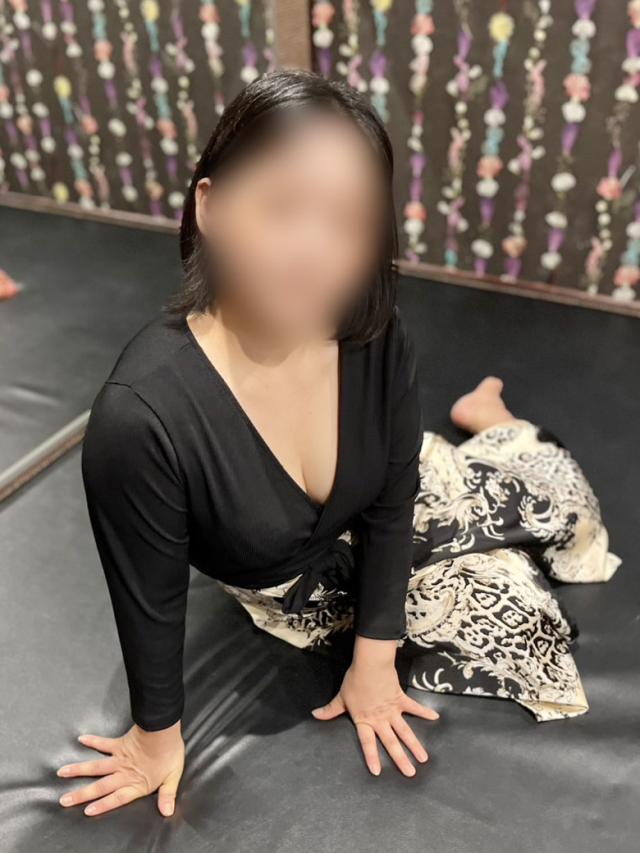 由紀恵プロフィール写真