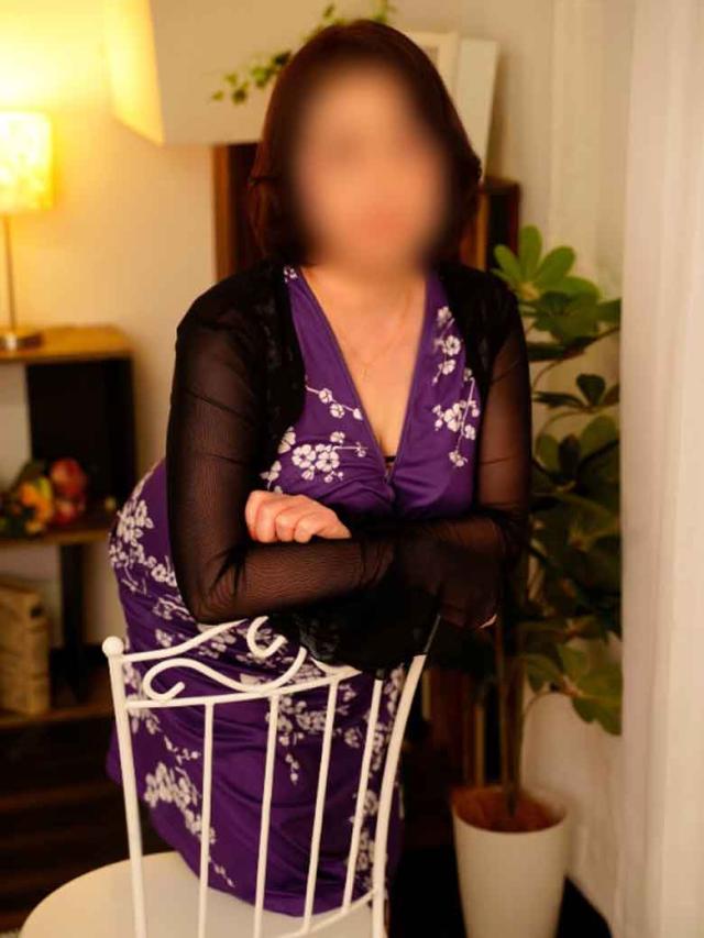 沢本しのぶプロフィール写真