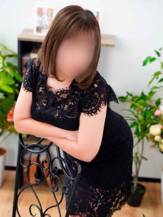 磯山瞳プロフィール写真