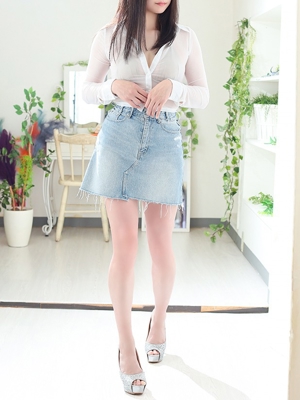 セリナプロフィール写真