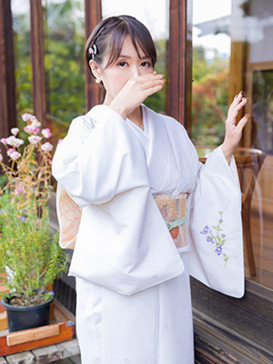 秋吉プロフィール写真