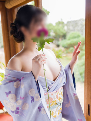 麗子プロフィール写真