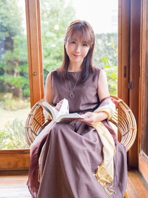 彩プロフィール写真