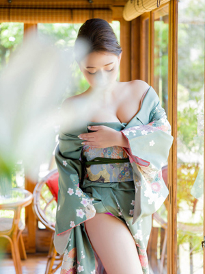 シャトーペトラ　杏樹