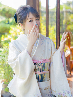 シャトーペトラ　片桐かなで