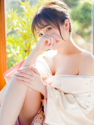 片桐かなでプロフィール写真