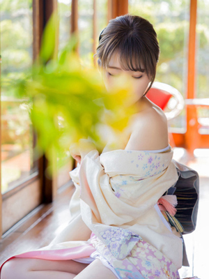 片桐かなでプロフィール写真