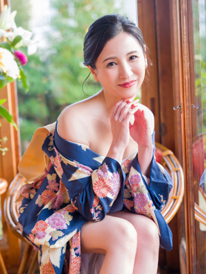 ひとみプロフィール写真