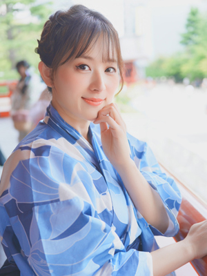 峰彩葉プロフィール写真