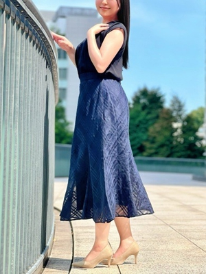 新倉あおいプロフィール写真