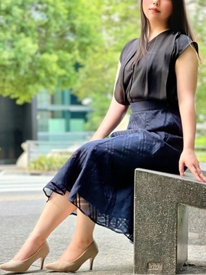 新倉あおいプロフィール写真