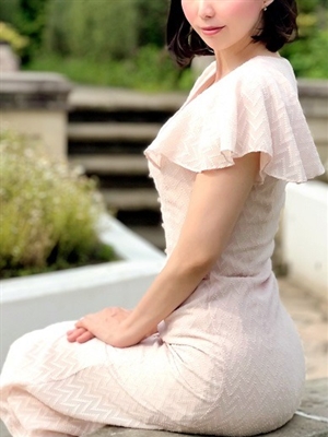 観月めぐりプロフィール写真