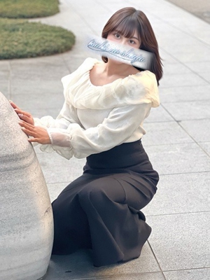 上野ありさプロフィール写真