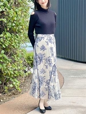 岡本りえプロフィール写真