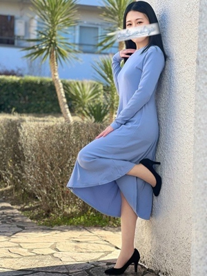 早坂ゆずプロフィール写真