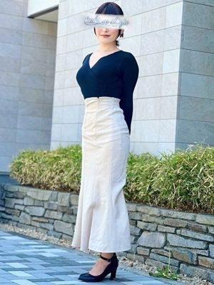 春瀬くるみプロフィール写真