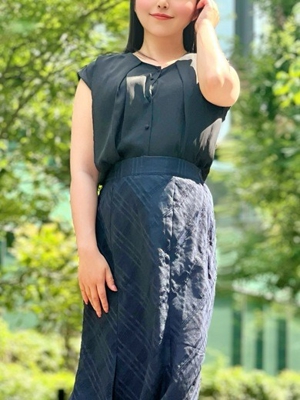 新倉あおいプロフィール写真