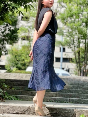 新倉あおいプロフィール写真