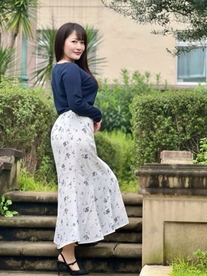 秋山くみプロフィール写真