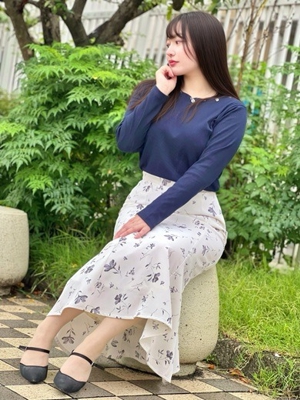 秋山くみプロフィール写真
