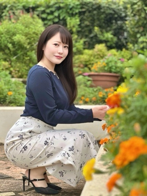 秋山くみプロフィール写真