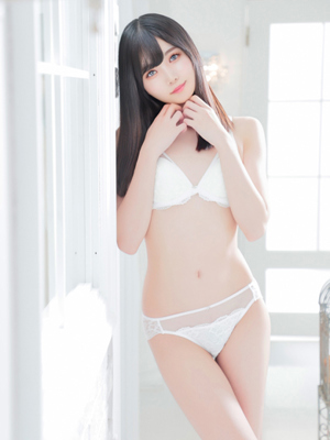 我妻りくプロフィール写真