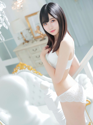 我妻りくプロフィール写真