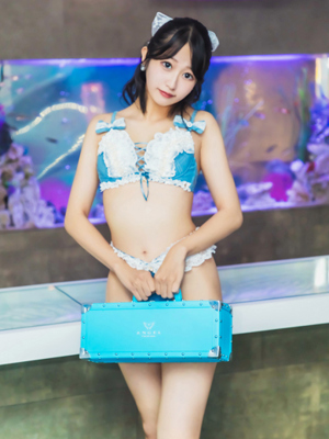 雨宮リカプロフィール写真