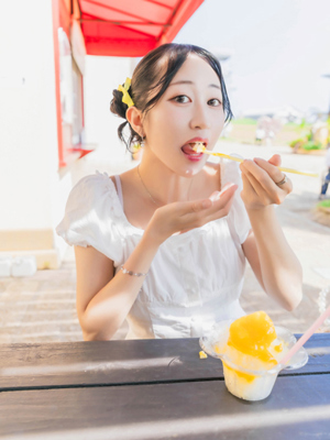 雨宮リカプロフィール写真