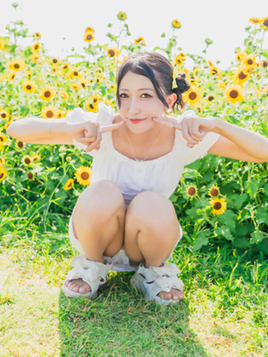 雨宮リカプロフィール写真