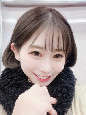 白咲しいな