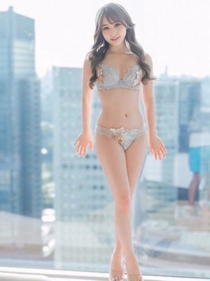 芹沢ありすプロフィール写真