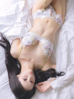 椎名なるプロフィール写真